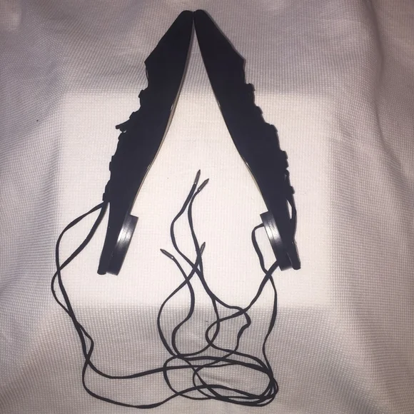 Marc Fisher LTD Sandals - Picture 2 of 3